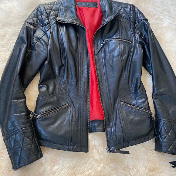 BLACK LEATHER MOTO JACKET - Picture 10 of 10